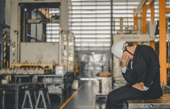 baurecht-recht-bau-gesetz-versicherung-haus-08 Arbeitslos